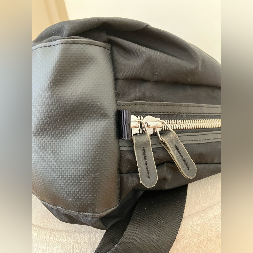 Crumpler Colombian Office Bowler Bag Unisex - Picture 8 of 13